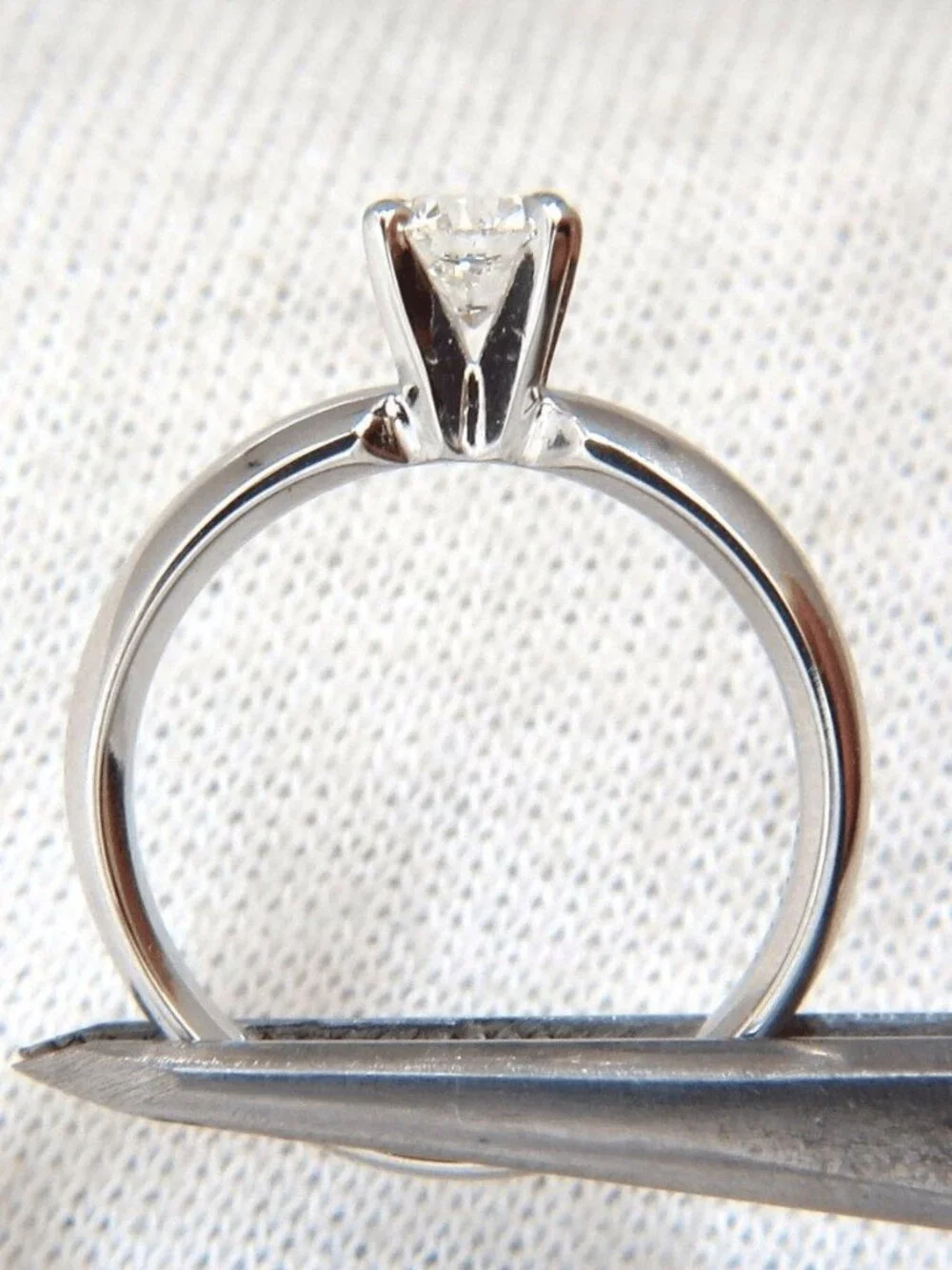 GIA Certified .51ct natural round cut diamond solitaire ring platinum G/Vs*